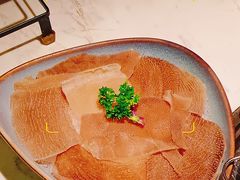 -左庭右院鲜牛肉火锅(浦江欢乐颂店)
