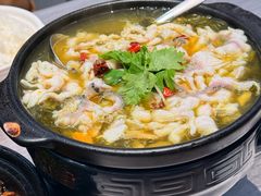 酸菜乌鱼片-老砂锅(城北店)