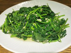拍蒜炒番薯叶菜-广东道至正餐厅(区庄店)