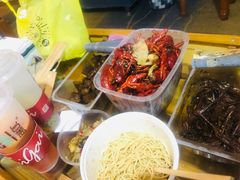 -巴厘龙虾·榜首油焖大虾(音乐学院·沿江酒馆店)