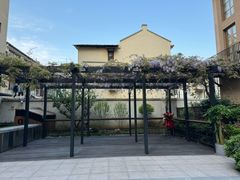 -SISTERS BAR RESTAURANT川意酒馆(嘉善老市H楼店)