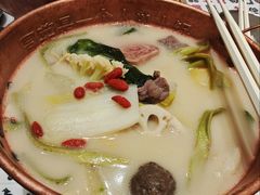 -成都你六姐·牛肉冒菜·麻辣香锅(长泰广场店)