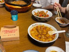-富正毅三下锅·湘西韵味(天门山索道店)