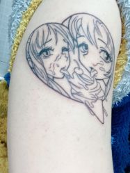 -鳌首刺青纹身 穿孔饰品店