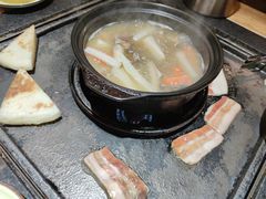 -有一锅·野生菌黑山羊腊排骨火锅(古城北门店)