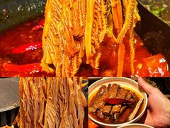 -晓宇重庆火锅(西安荟聚店)