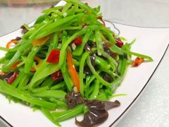 -秦扬居特色菜馆(上王村)