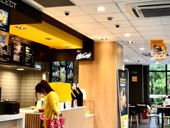 -麦当劳(松江南乐得来速店)