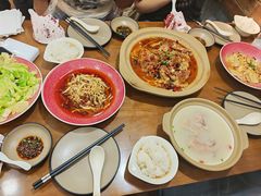 -叁煨蹄花·下饭盐帮菜(人民广场店)