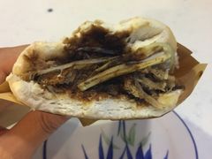 -烤鸭肉夹馍鸭汤店