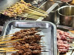 -江湖亮亮蒸虾大排档烤全羊清真(武汉总店)