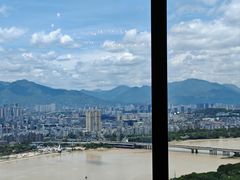 -三迪希尔顿酒店欢厨自助餐厅·高空闽江全景