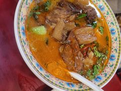 -金杨拉面王小吃面馆·牛三宝面·红烧牛肉粉