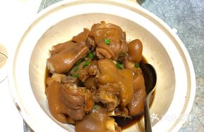 Taishan Steamed Pig Trotter