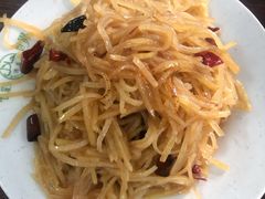 酸辣土豆丝-清真永恒华威肉饼(潘家园店)
