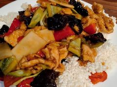 -老熟人串吧家常菜(旧宫店)