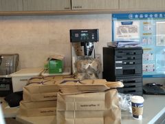 -luckincoffee瑞幸咖啡(东方都会大厦店)