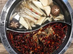 -销魂美蛙鱼头火锅(上海首店)