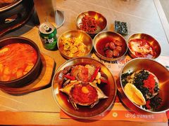 -草家酱蟹炭火烤肉店(珲春南路一店)