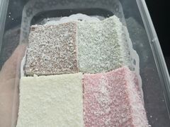 三色水牛奶方砖-捷信牛奶甜品世家(五道口店)