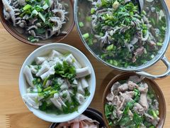 -周记翘脚牛肉