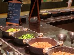 -圣丰索菲特·2 On 988 Café 自助餐厅