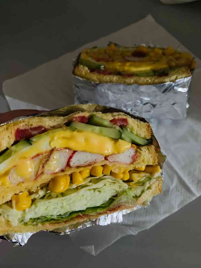 mr.三明治-"夫妻店很温馨,三明治太厚了显得有点干,味.