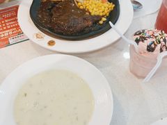 -东方豪客牛排意面披萨(金凤万达店)