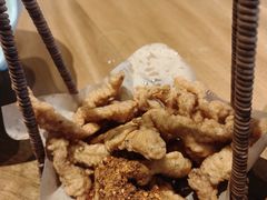 -茅草房·河畔园林火锅