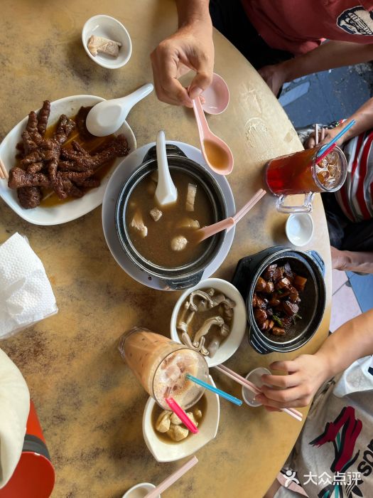 新记肉骨茶图片