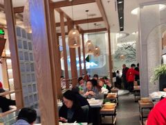 大堂-三人行骨头王火锅(长寿店)