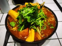 -肥汁米蘭香港米线(长宁来福士店)