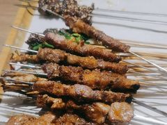 -街角等你.大连海鲜烧烤.经典铁板海鲜串(西安路店)