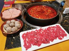 -憨孃孃·重庆老火锅(红山黑金店)