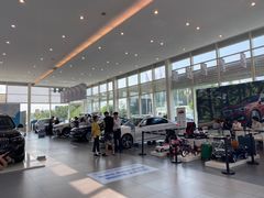 -南充通源宝马4S店(高坪店)