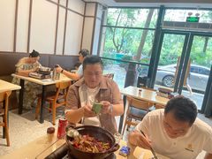 -胡须佬鸡煲四季火锅(龙珠大道店)