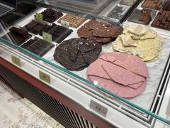 -VENCHI 闻绮(北京国贸商城店)