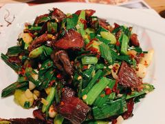 干炒腊牛肉-湘里乡亲甲王二老店