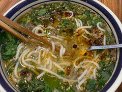 -云阿蛮云南生烫牛肉米线(奉贤路店)