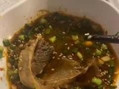 -刘胖娃鱼庄·特色肥肠鱼(杨家坪店)