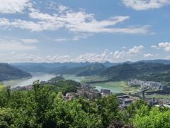 -三峡梯城