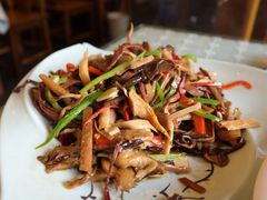 干椒牛肝菌-小厨子私房菜·云南美食店