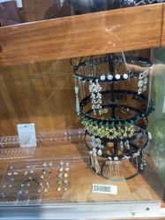 -冰岛刺青·手工耳饰品售卖·专业纹身