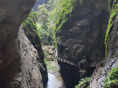 -龙水峡地缝景区