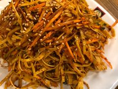 拌干豆腐-喇喇排骨火锅·传统韩式脊骨汤(望京西园总店)
