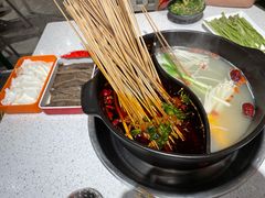 -钢管厂五区小郡肝串串香(蜀都万达店)