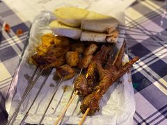 -马路牙子地桌烤肉(工体店)