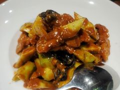 -聚友斋(陶瓷琉璃馆水晶街店)