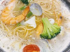 沸腾石锅海鲜面-杜家小馆(裕华路店)