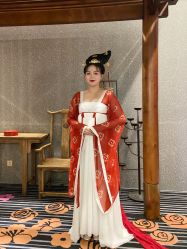 -盘子女人坊生日照·摄影馆(浦东店)
